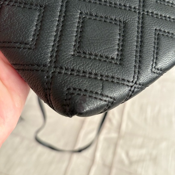 Tory Burch Kira Chevron Slim Crossbody Bag – Black Quilted Leather - Picture 7 of 10